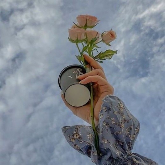دانلود آهنگ یکی بهش زنگ بزنه امیر تتلو از فارس ترانه